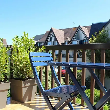 Cabourg, T2 Acces Direct Апартаменты *